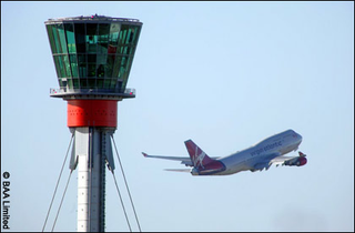 Illustration for article titled Why: Heathrow Airport Terminal 5's High Tech Failings